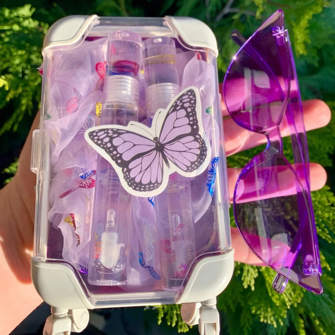 

Private Label Vendor Custom Glitter Kids Vegan Set Wholesale Fruit Oil Lip Gloss Mini Suitcase for lipgloss