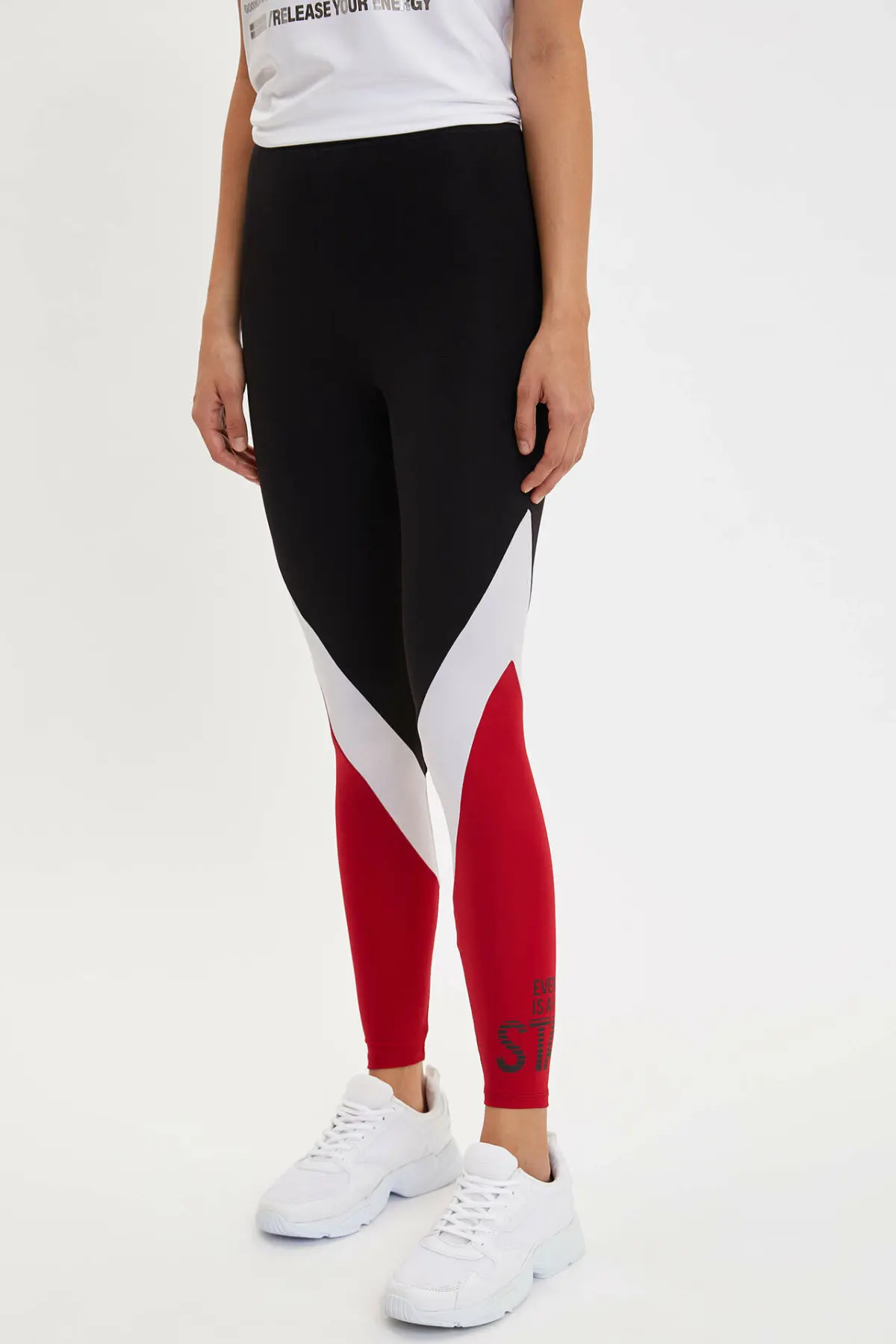 Дефакто женские трикотажные леггинсы смешанные цвета спортивные подходят тело