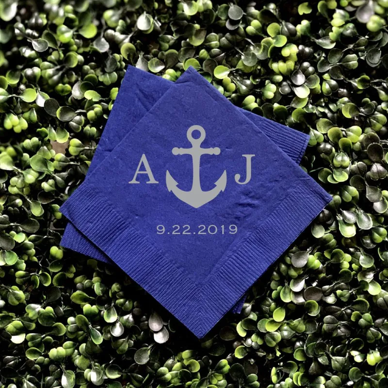 Дешево Свадебные салфетки Monogrammed с морским якорем, репетиционный ужин, помолвка, Индивидуальные свадебные салфетки