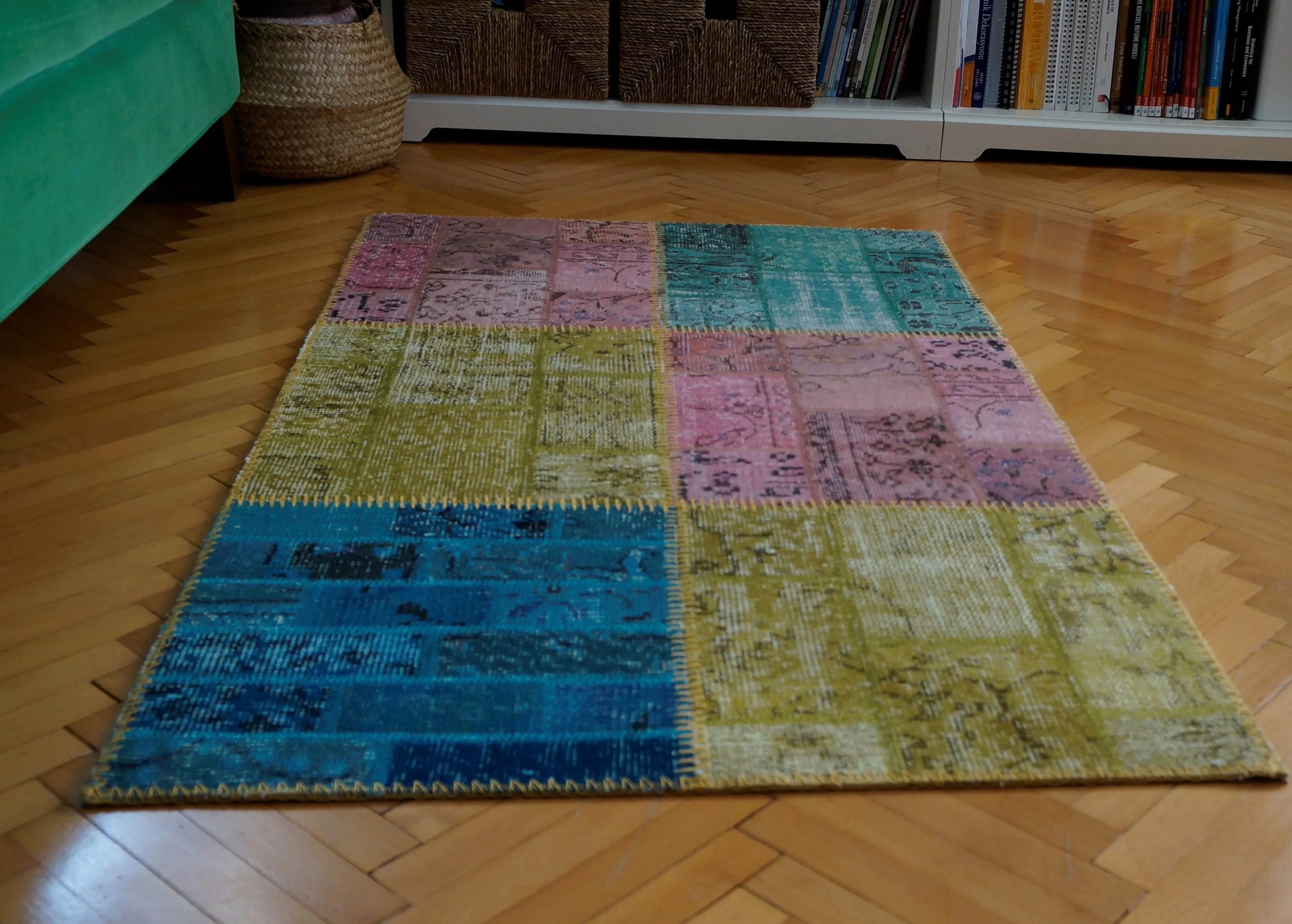 

TURKISH KNOTS Vintage Patchwork Rug Collection - Estela Rug 80x1.30 cm