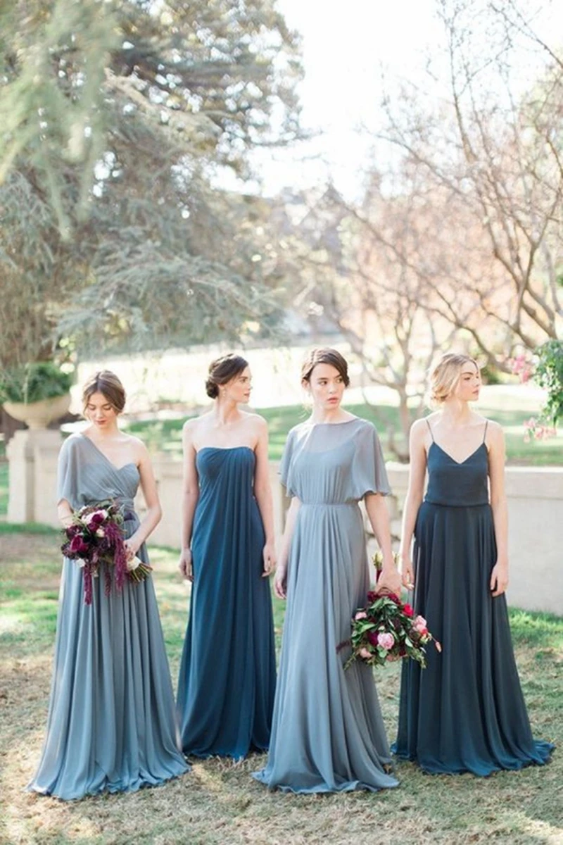 Голубое шифоновое платье невесты без бретелек с V-образным вырезом на одно плечо |