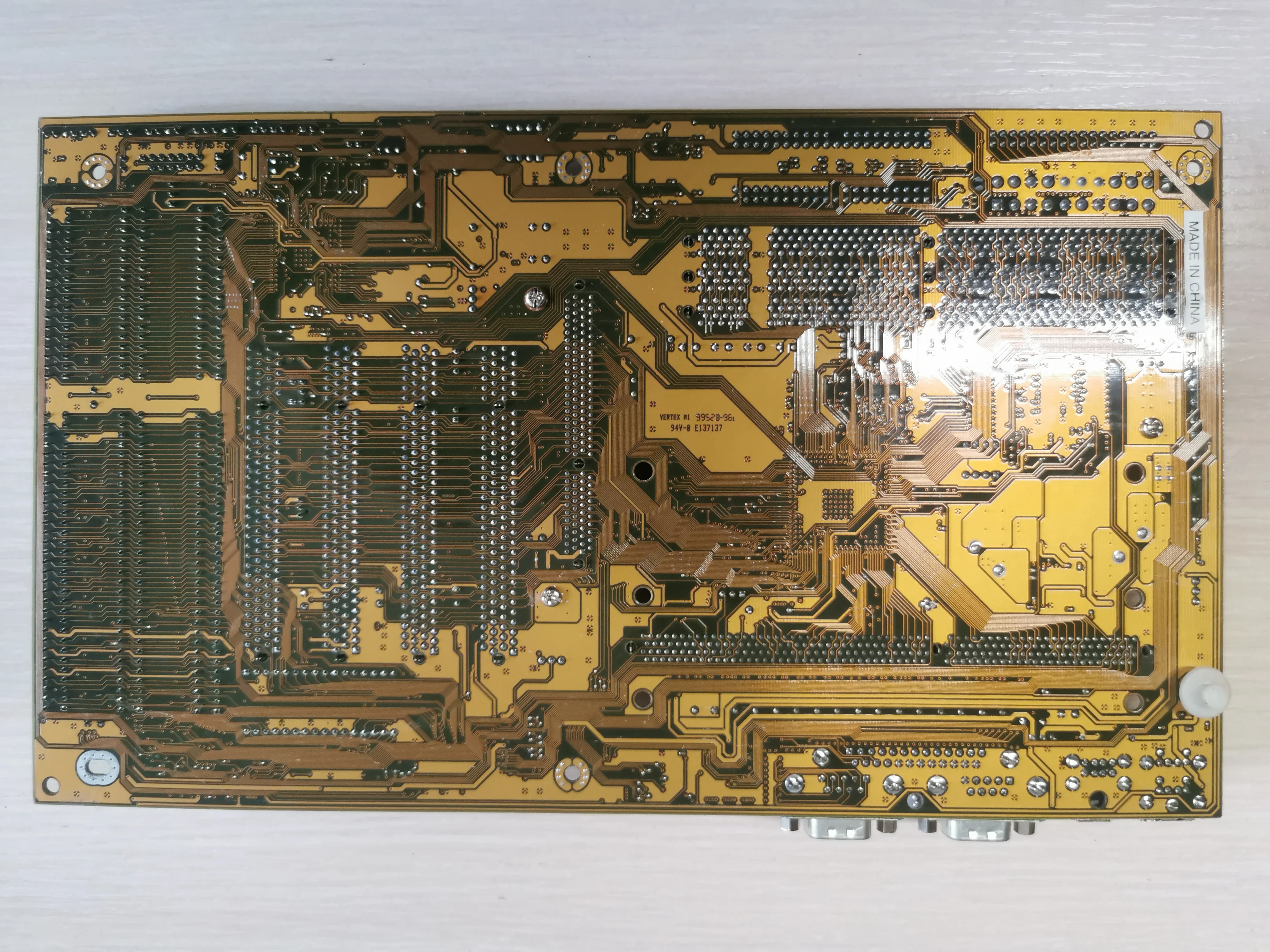 Ская ская GA-6BXC Gigabyte Technology слот 1 Intel | Компьютеры и офис