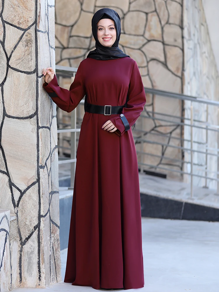 Женское длинное мусульманское платье в стиле хиджаб качественная ткань с поясом