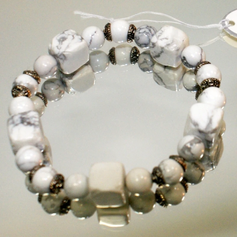 женский браслет AV Jewelry натуральный камень белый агат кахалонг серьги и серебро