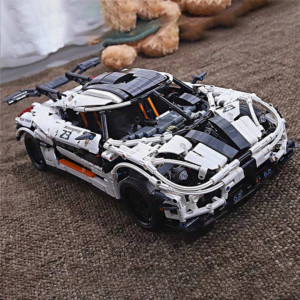 

MOULD KING 13120 Technical Sport Car Koenigsegged One:1 MOC Fast Speed Supercar Building Blocks Bricks Toys Set for Kids Gifts