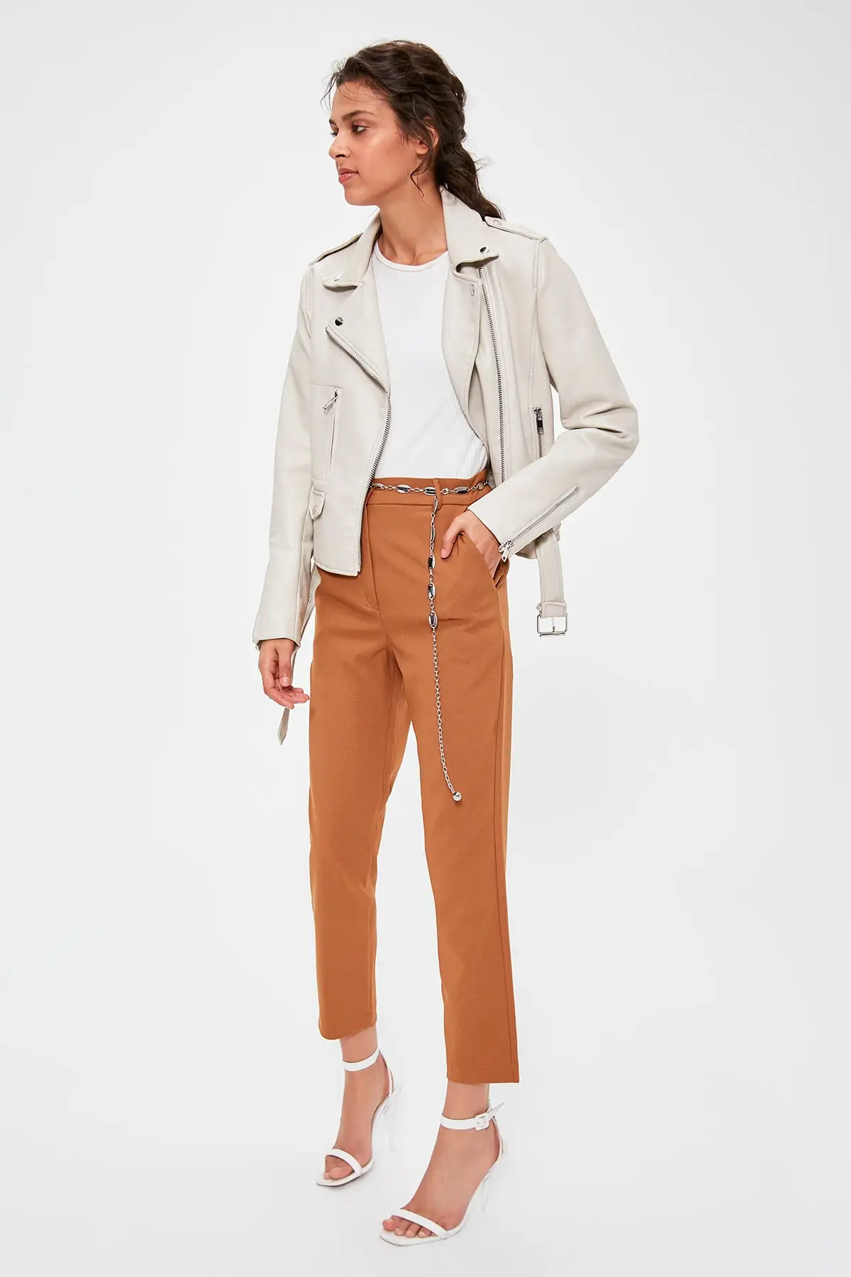 Базовые штаны Trendyol Camel TWOAW20PL0057