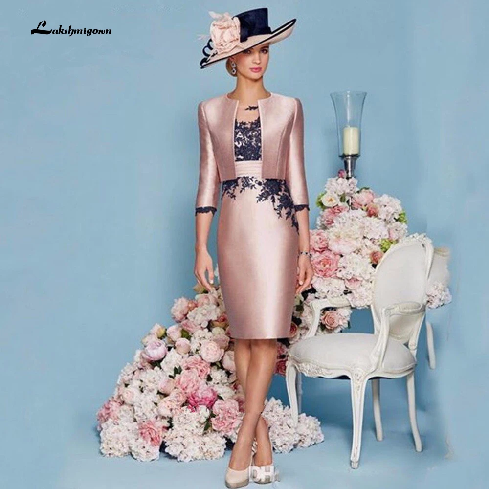 

Elegant Pink Black Lace Short Mother of the Bride Dresses with Jacket for weddings Pant Suits Satin Groom Mother Dresses