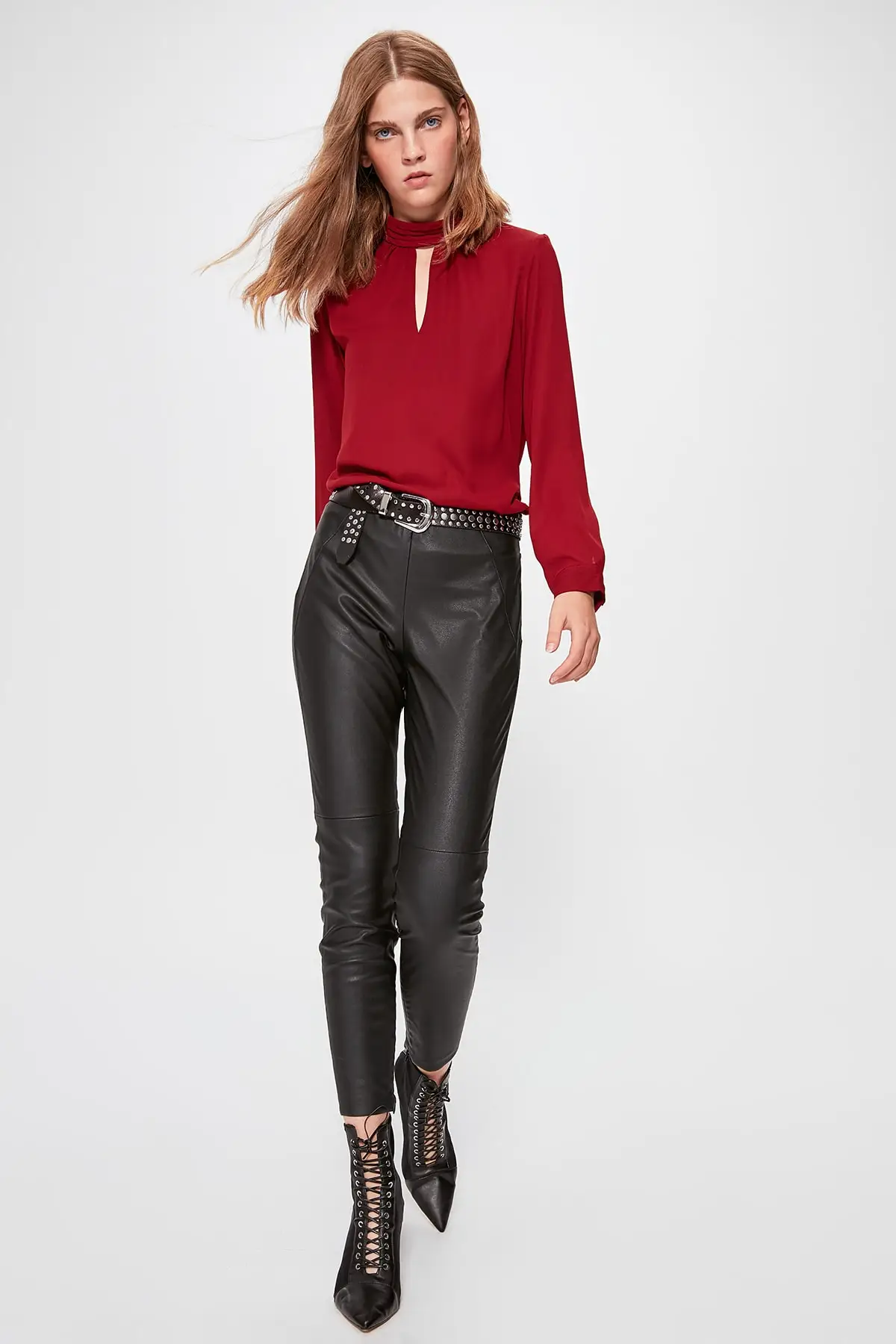 Trendyol Damson воротник детальный Bluz TWOAW20BZ0461