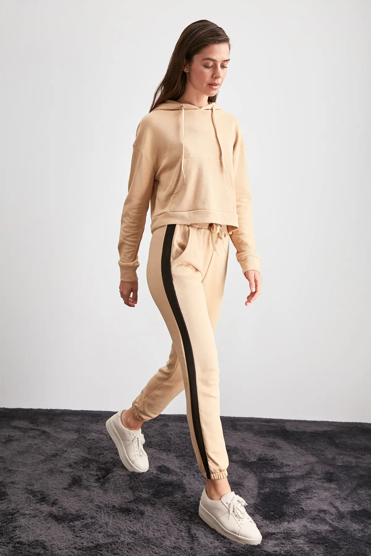 Trendyol трикотажные спортивные штаны с лентами TWOAW20EA0182|Беговые штаны| |