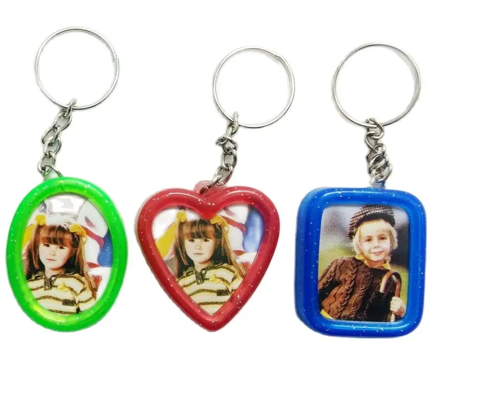 6 Or 12 Pcs Photo Frame Key Chain Insert Picture Cake Decoration School Bag Vending Party Favors Gift Bags NOVELTY Carnival
