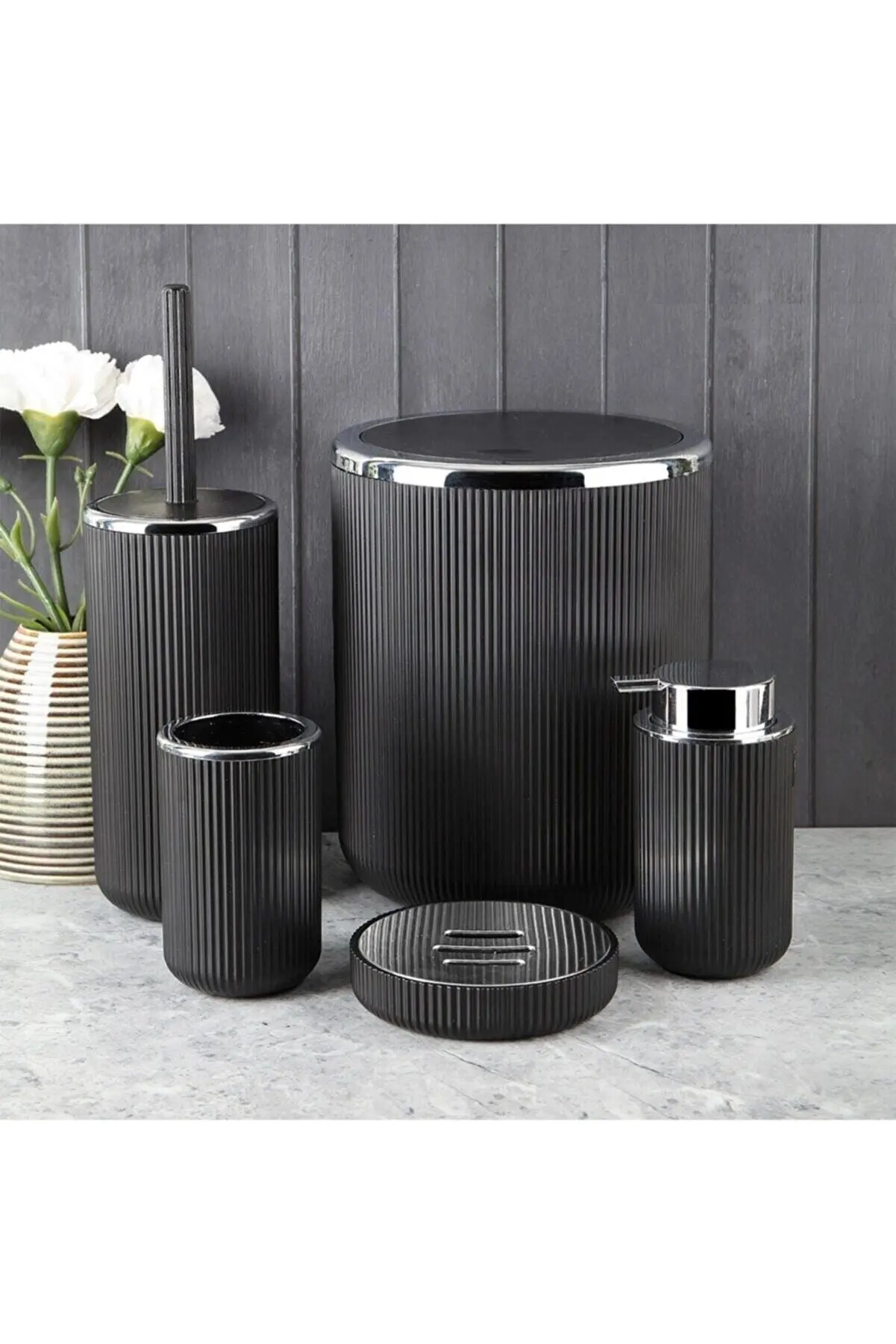 

Perotti Lisbone Silver 5 Piece Bathroom Set