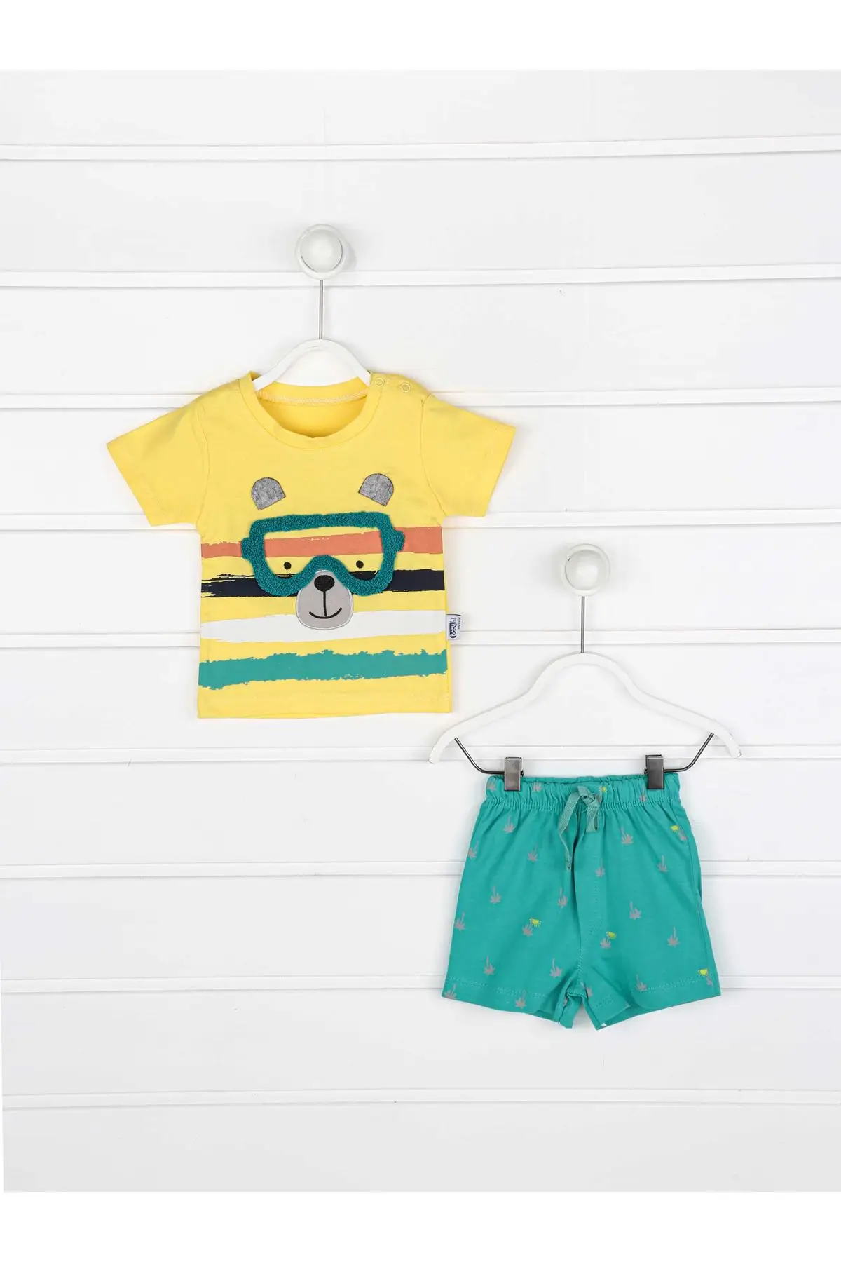 Желтый летний костюм для мальчиков футболка с шортами комплект из 2 предметов