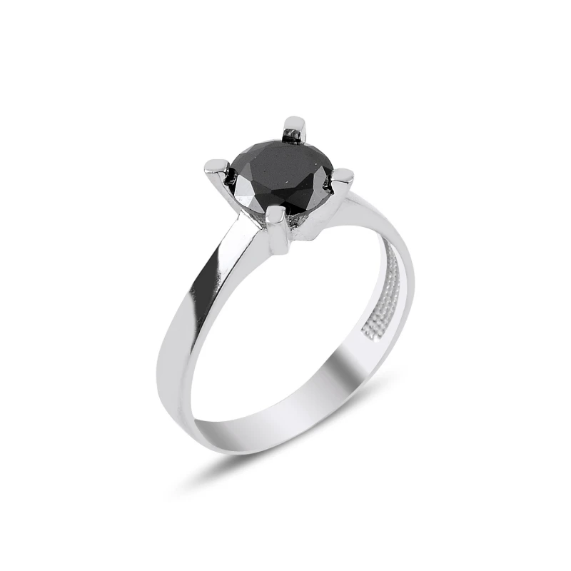 

Серебряное 925 пробы кольцо с черным цирконием