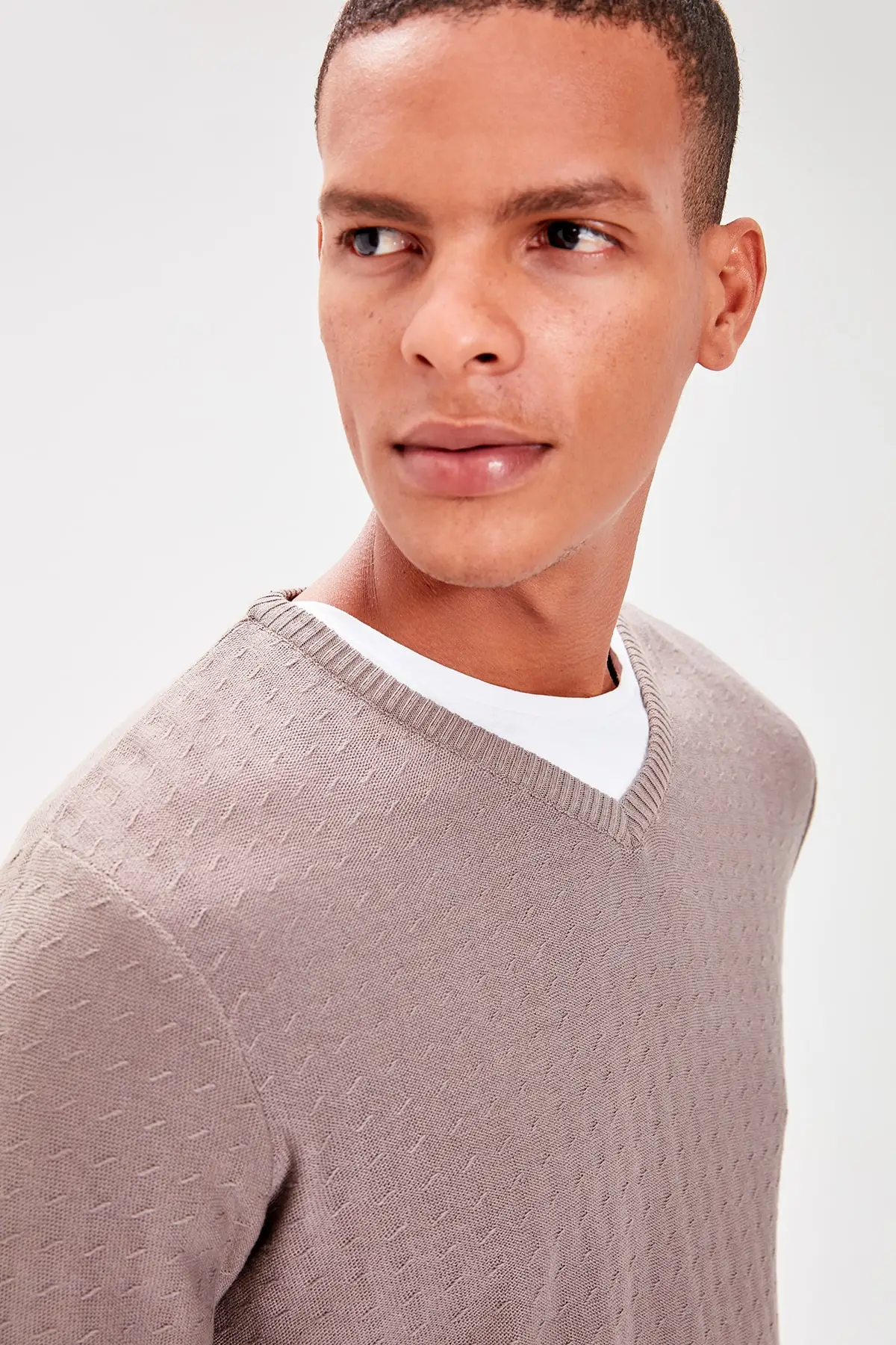 Трендовая масляная Мужская Текстурированная трикотажная одежда с v-образным