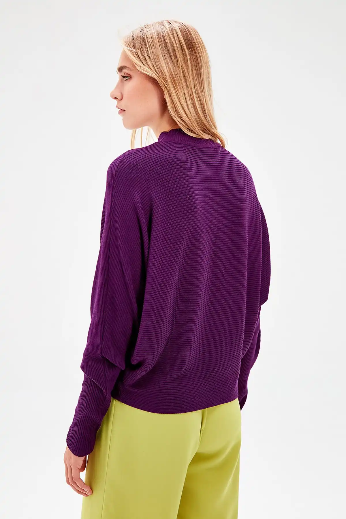 Trendyol Damson свитер с вертикальным воротником TWOAW20FH0025 |