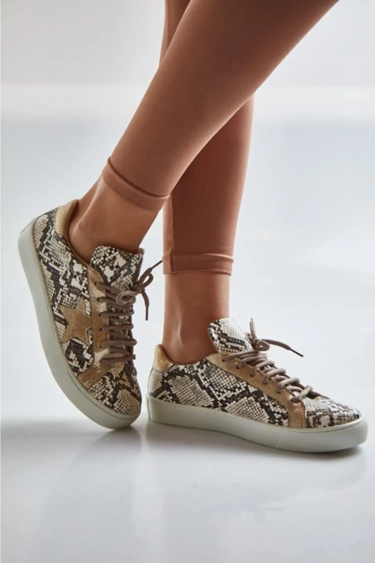 

2021 Women 1st Class Imported Leather Sole Length 3 Cm Snake Detailed Daily Shoes Walking Quality Odorless Does not Sweat Hot TR