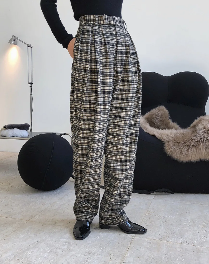 woman long trousers from set loveMODA without jacket