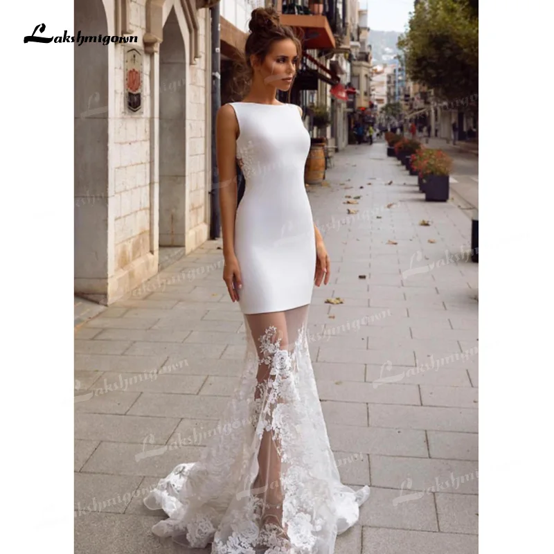 

Unique Tulle&Soft Satin Boat Neck Mermaid Wedding Dresses Glamorous With Lace Appliques Sleeveless Sweep Train Beach Bridal Gown