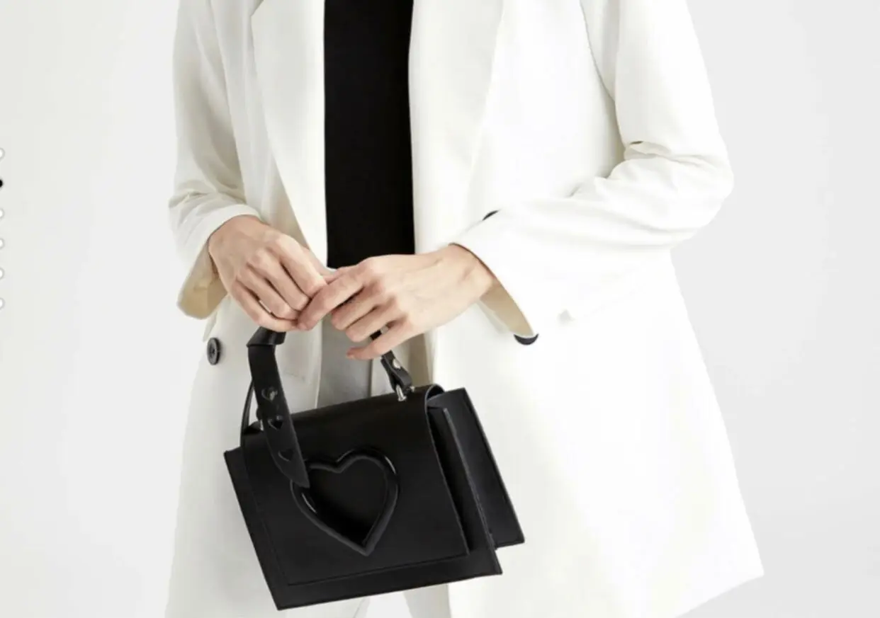 

Wonderful Design Handcrafted Bag for women's daily special occasions 26x20cm