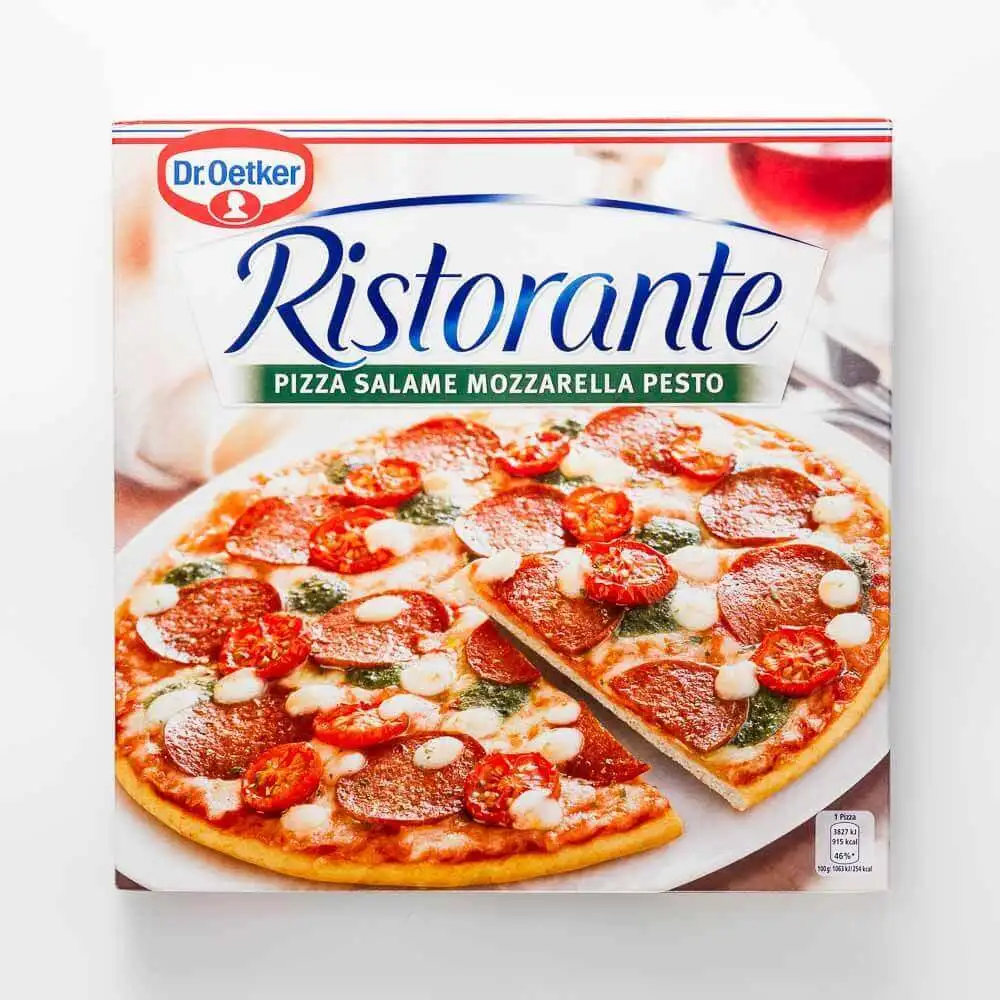 ристоранте моцарелла. основа для пиццы restoria. пицца замороженная la trattoria. пицца моцарелла состав. замороженная пицца доктор оеткер.