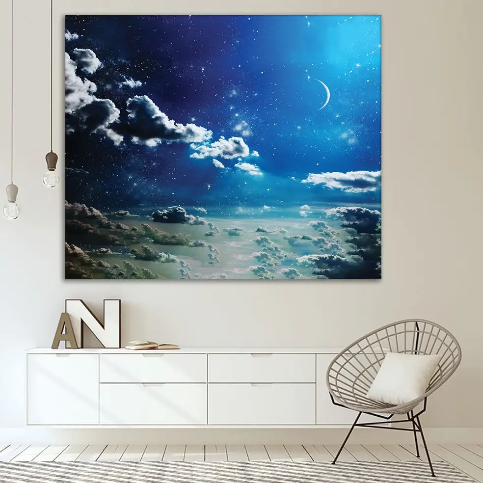 Гобелен вечерний полумесяц сияющие звезды в облачном небе отражение лунного
