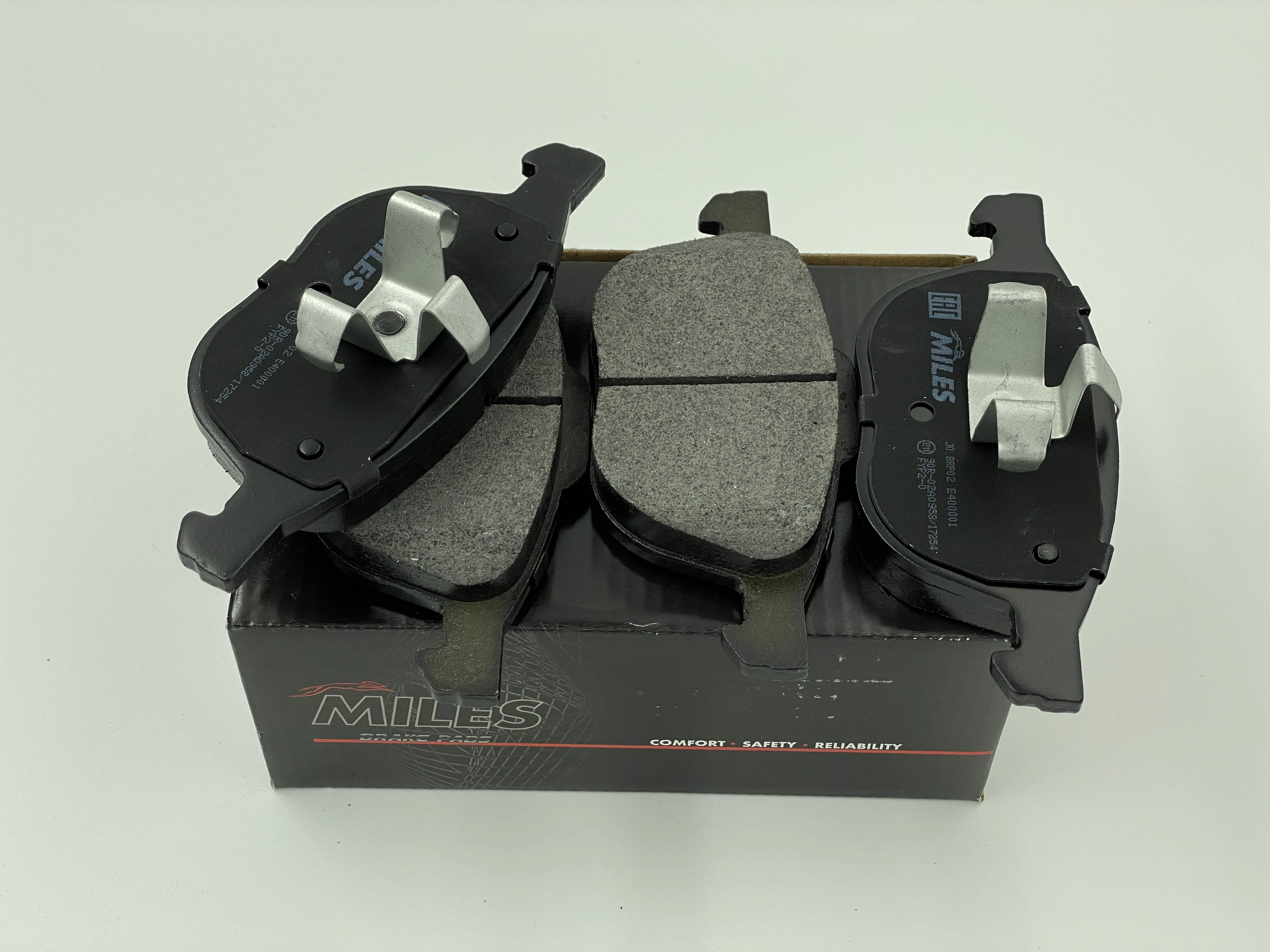 Колодки тормозные (передние) Brake pads (front) Ford Focus I II III C-Max Kuga Mazda 3 |