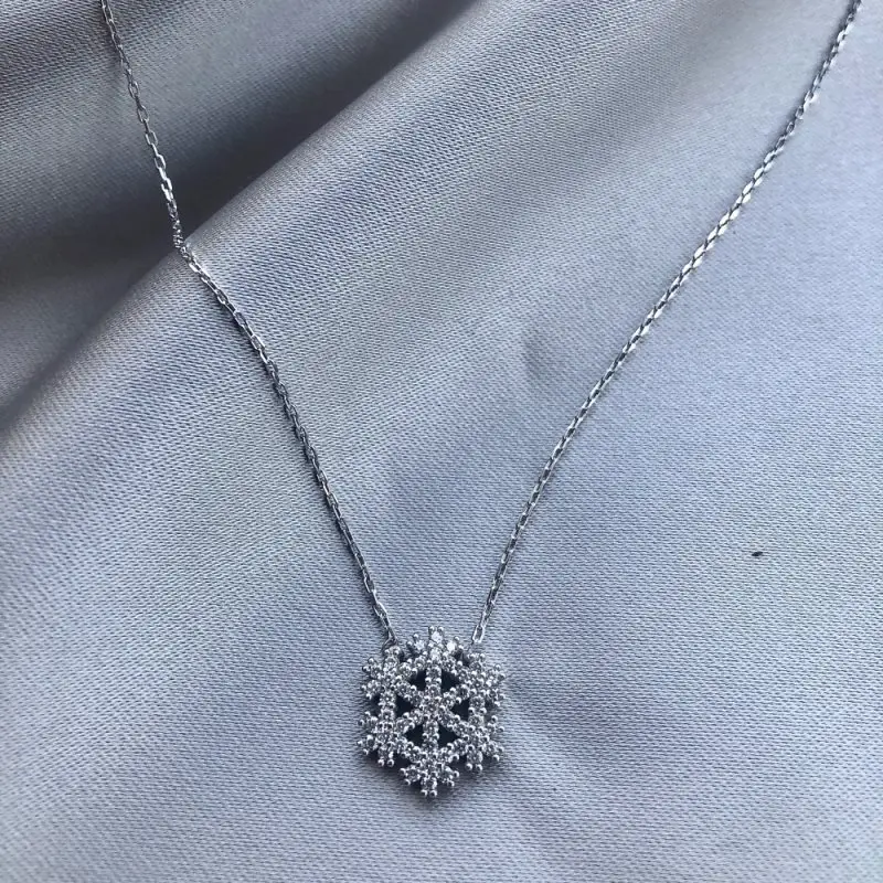 

Snowflake 925 Sterling Silver Necklace Women Girls Gift Jewelry Accessories Fashion Handmade Elegant Chain