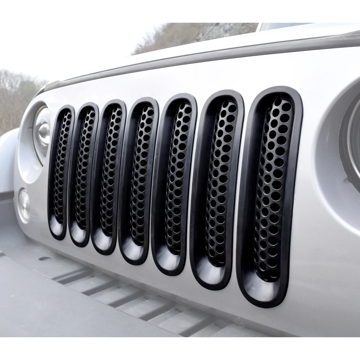 

7PCS Front Grill Mesh Inserts Clip-in Grille for 2007-2017 Jeep Wrangler JK JKU Unlimited Sport Freedom Rubicon Sahara