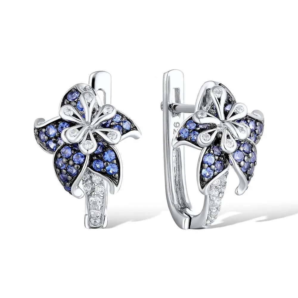 

Sparkling Blue Flower Earrings