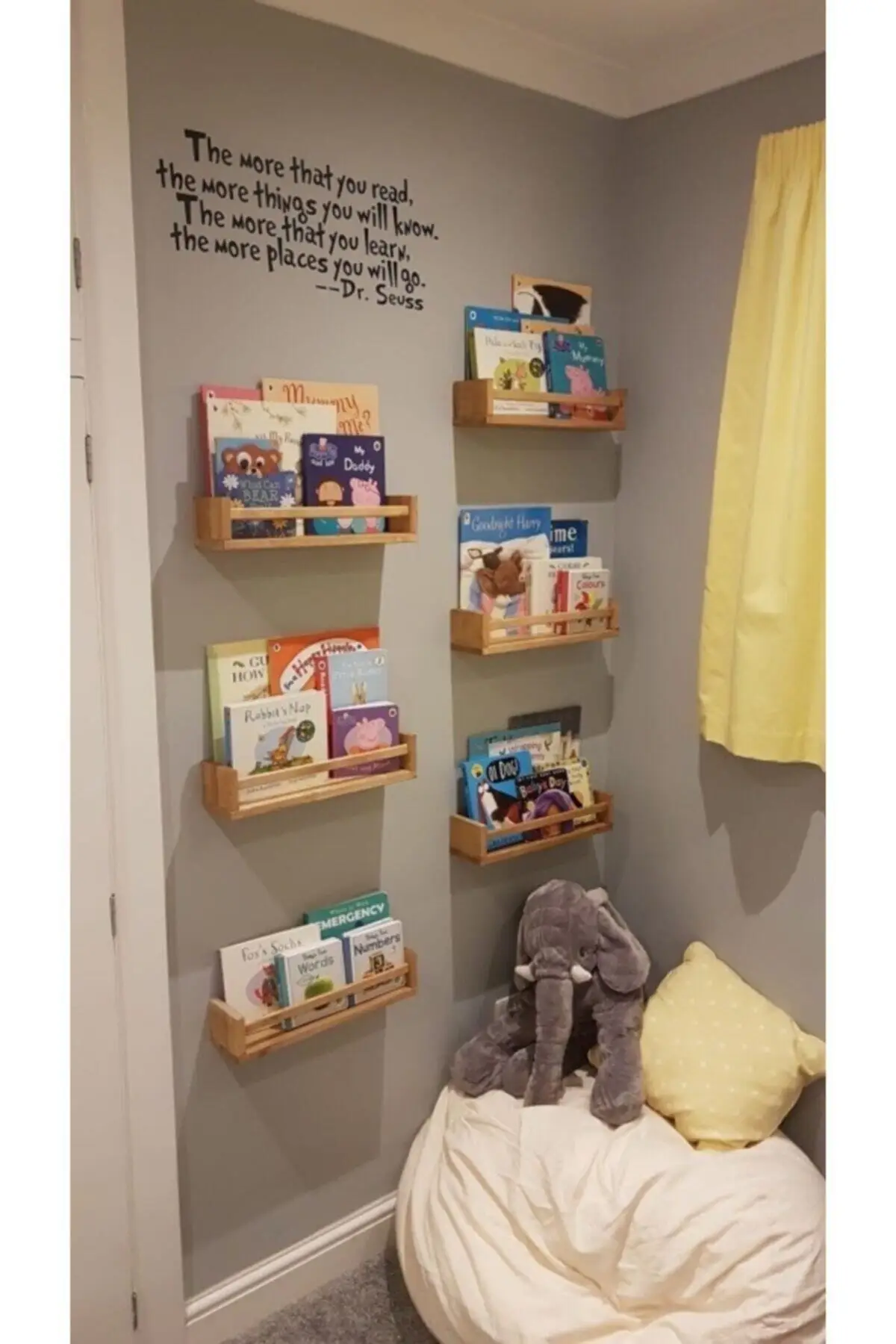 

2021 Design Wooden Bookcase Kids Room Wall Set of 3 Shelf Hanger Baby Room Handmade Natural Pine Tree Looking Modern Ready