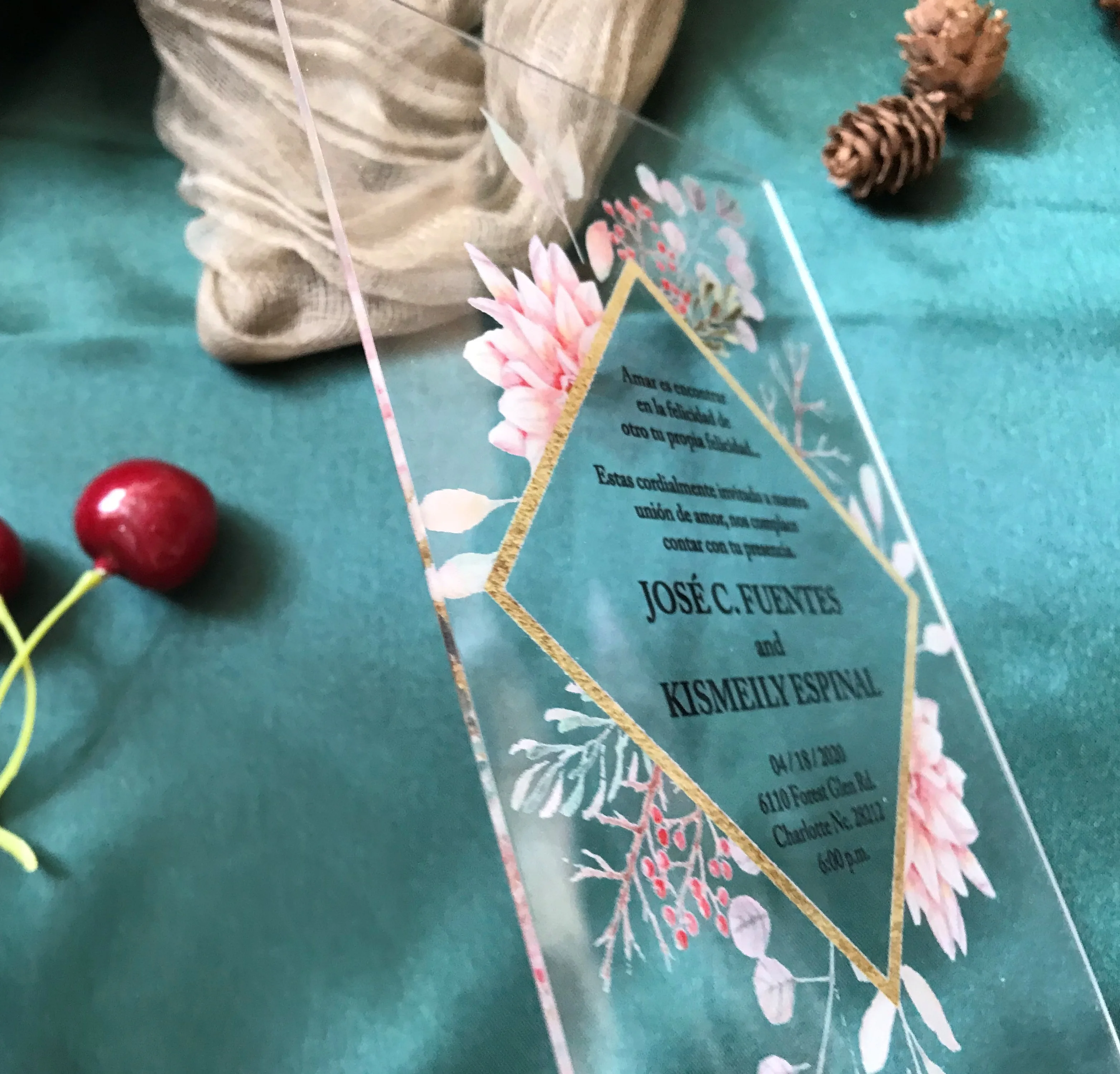 Бесплатная доставка 10 шт. акриловых свадебных приглашений с индивидуальным