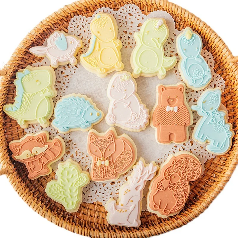 

Forest Animals Cake Cookie Press Stamp Cake Decoration Tool Embosser Cutter Acrylic Dinosaur Fondant Sugar Craft Cake Mould