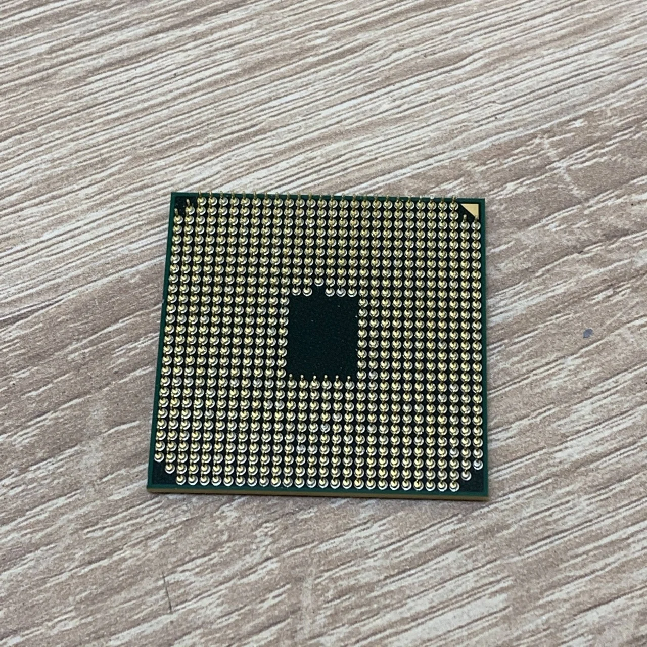 AMD A4-3300M 2 cores 1 9-2 5ghz Socket FS1 | Компьютеры и офис