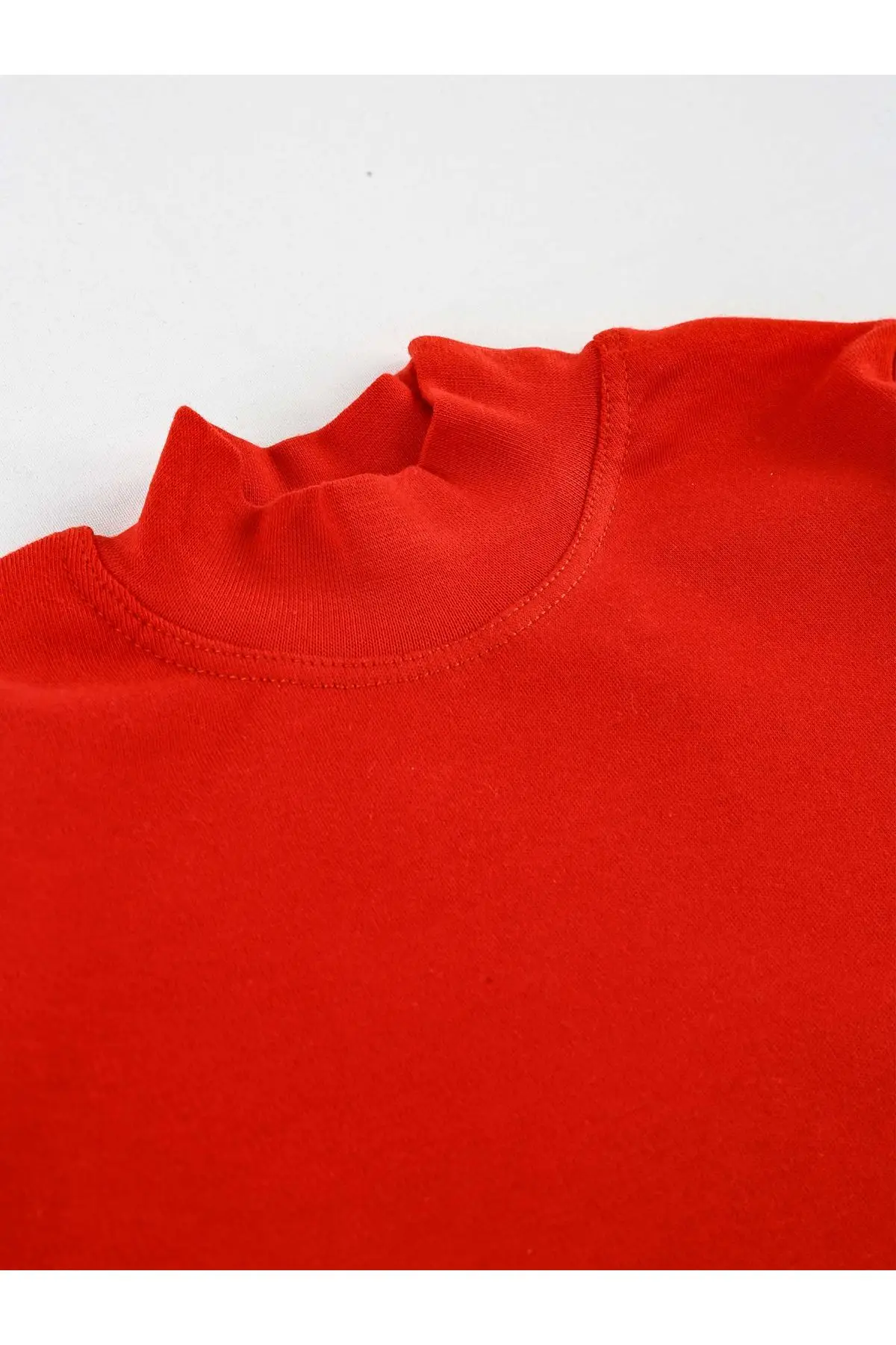 Красная водолазка для девочек|Свитера| |