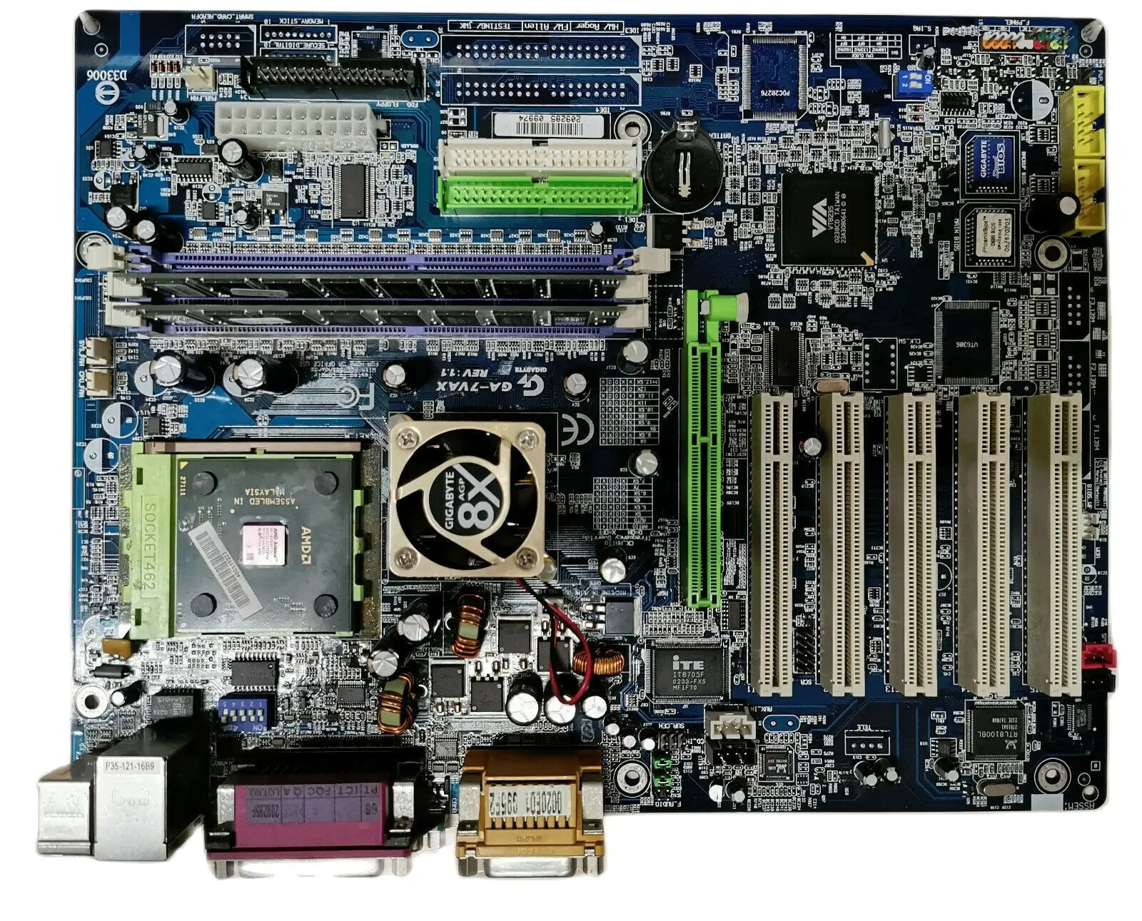 Материнская плата Gigabyte Technology GA-7VAX Socket A/462 AMD | Компьютеры и офис
