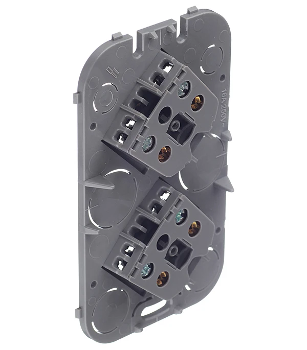 Розетка Legrand Quteo 782242 двойная открытая установка слоновая кость без заземления |