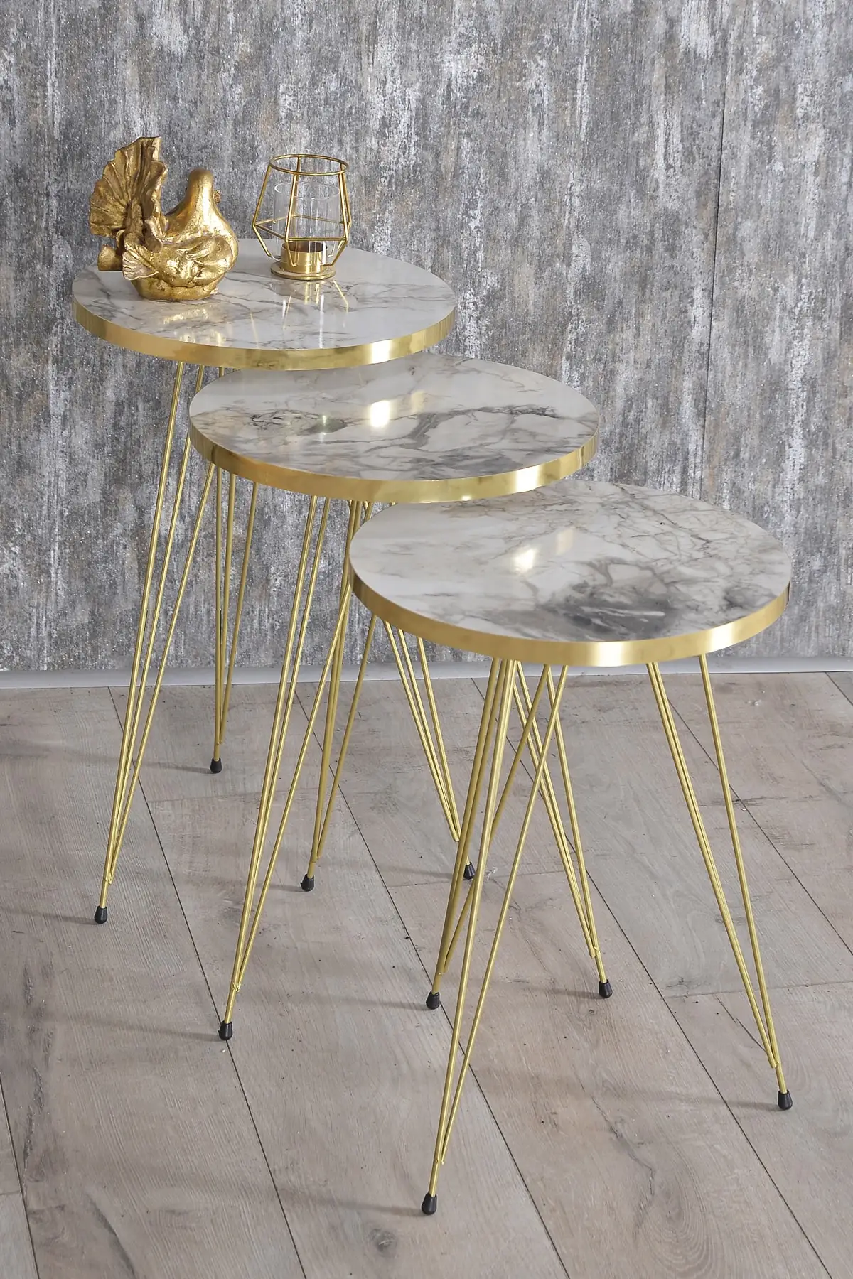 

GOLDFALEZ Nesting Table Gold Efes