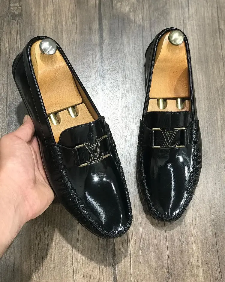 

Trend 2021 teenage casual shoes Boy fashion walking shoes men genuine leather men designer shoes luxury brand male aya