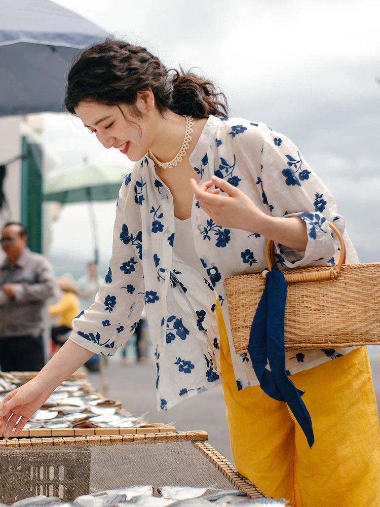 

Summer Women All-match Loose Floral Embroidery Comfortable Natural Fabric Water Washed Cool Thin Ramie White Shirts/Blouses