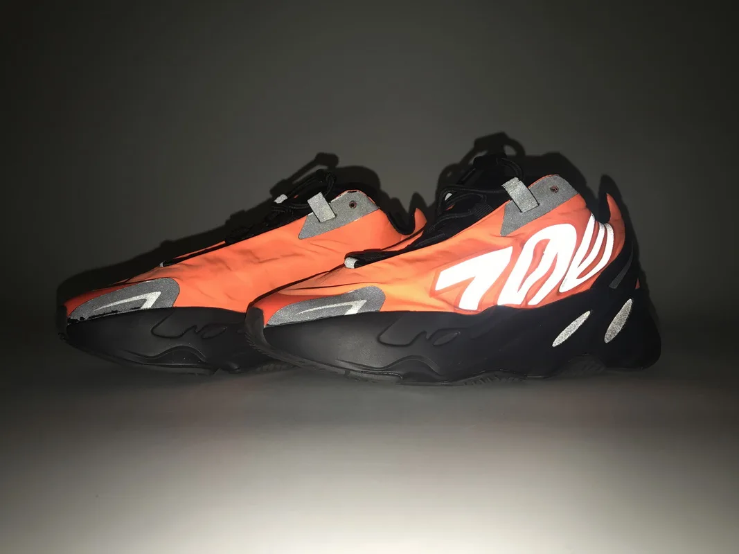

2021 New TOP Quality Boost 700 MNVN Orange Men and Women Fashion Sneakers Classic Outdoor Running Shoes Size Eur 36-46