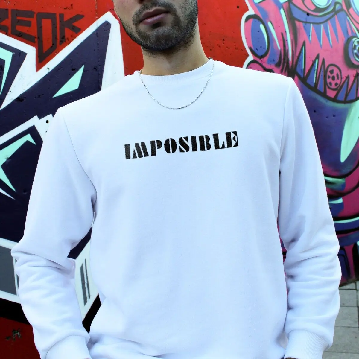 

Белая зимняя толстовка унисекс из хлопка с вышивкой и длинным рукавом