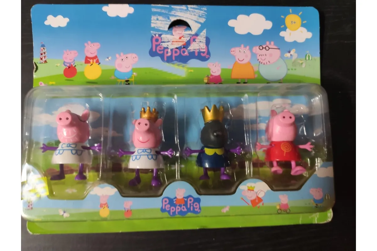Peppa Pig Игровой набор Семья Пеппы 4 фигурки |