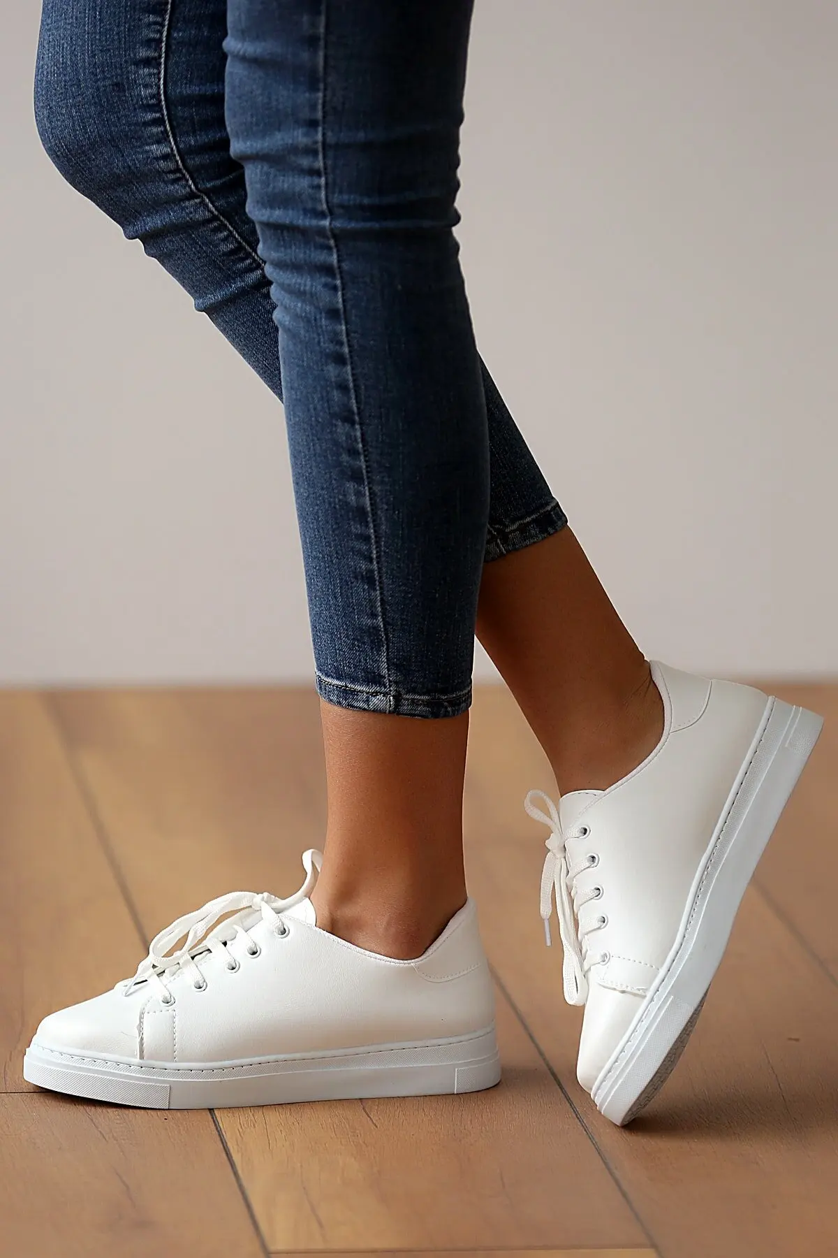 Women's Sneakers Women's New Style Fashion Student Round Toe Sports Casual Daily Walking Sneakers 2021 Season