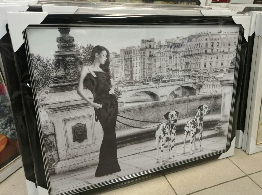 Картина в раме 50х70 см Julian Lauren - Walking in Paris | Дом и сад