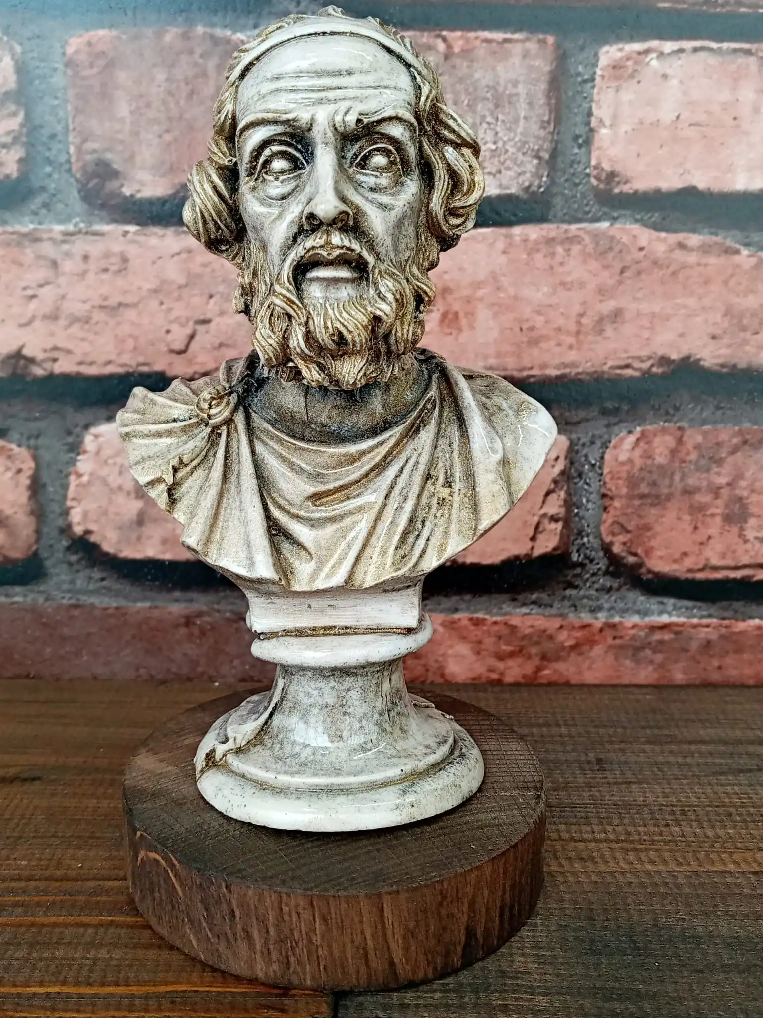 

Homer Figurine