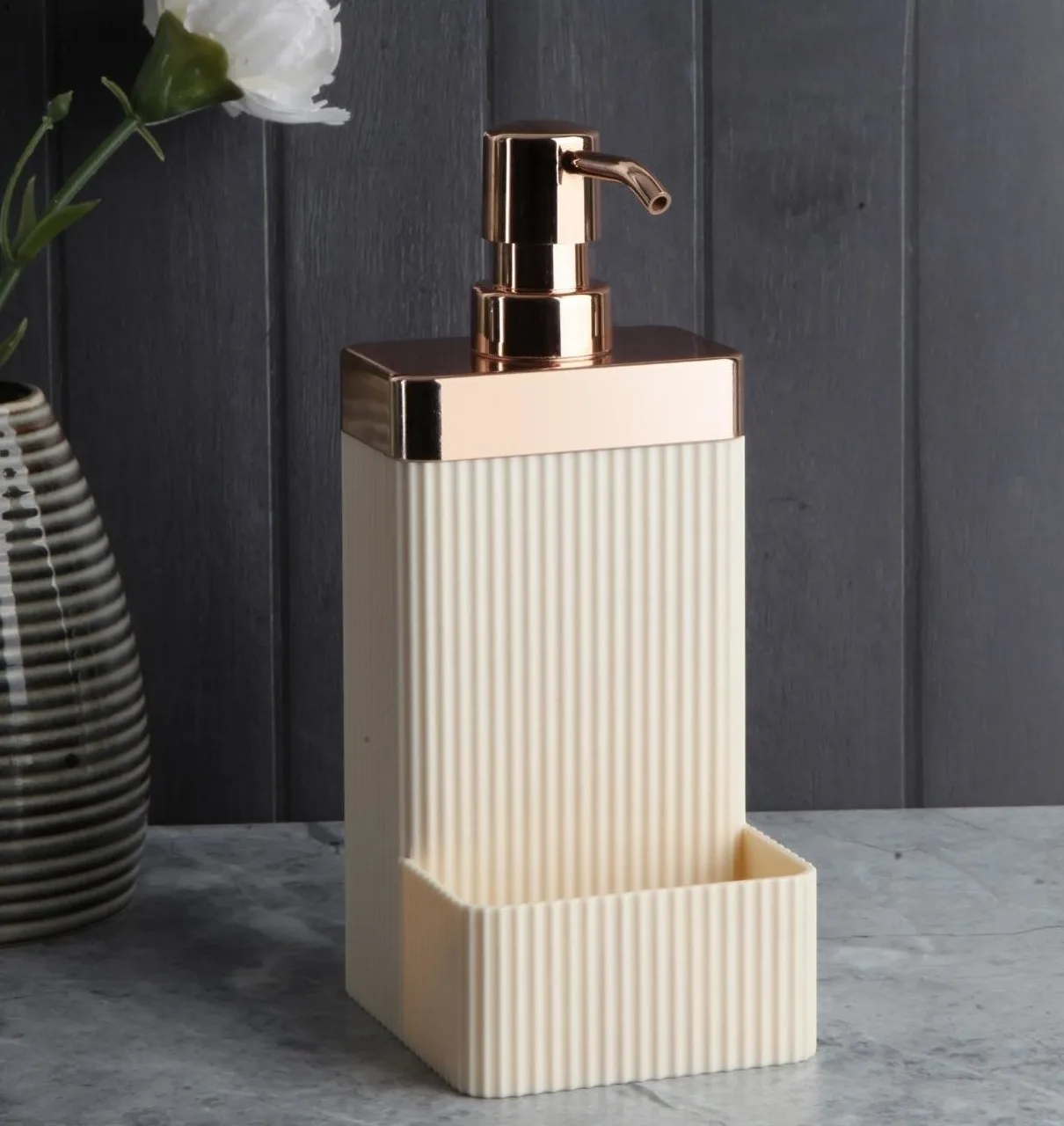 liquid soap dispenser 450 ml acrylic hand soap dispenser dish sponge holder bath pump bottle kitchen sink bathroom accessories free global shipping