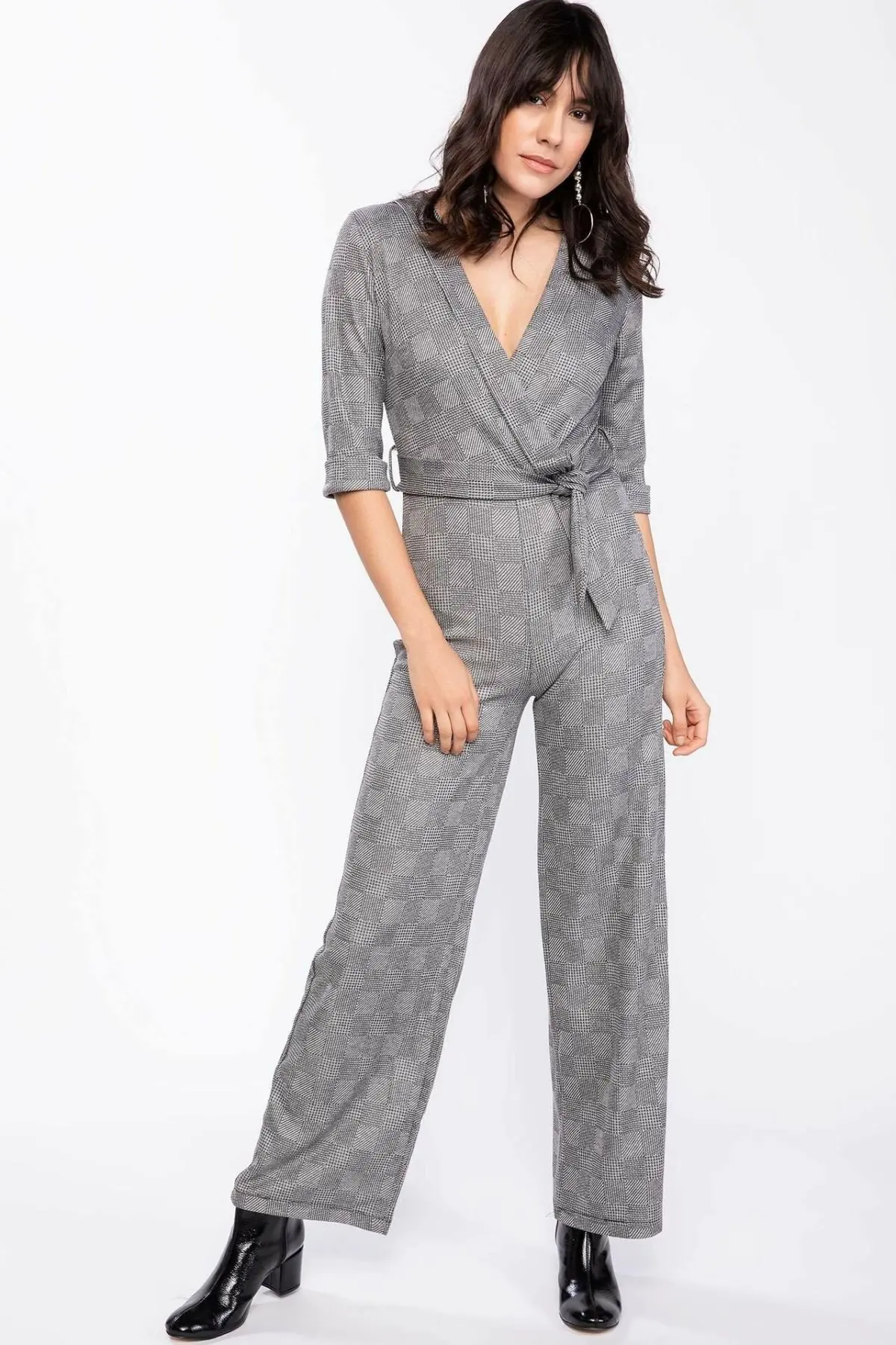 Дефакто Модный женский комбинезон с v-образным вырезом Женские повседневные