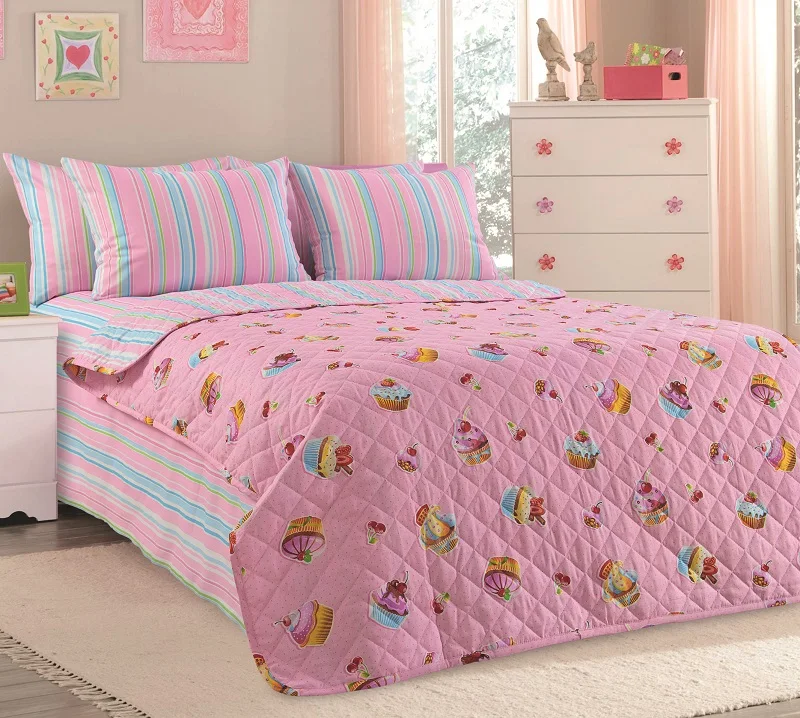 IV Дизайн Сластена Розовый для девочек. Детское стеганое покрывало из бязи. Ткань