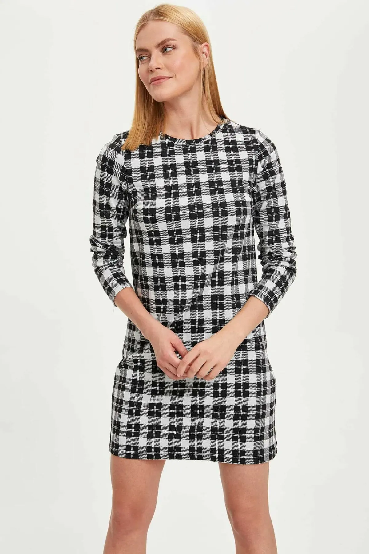 Дефакто женские зимние платья в клетку стильные мини черно белые сетчатые
