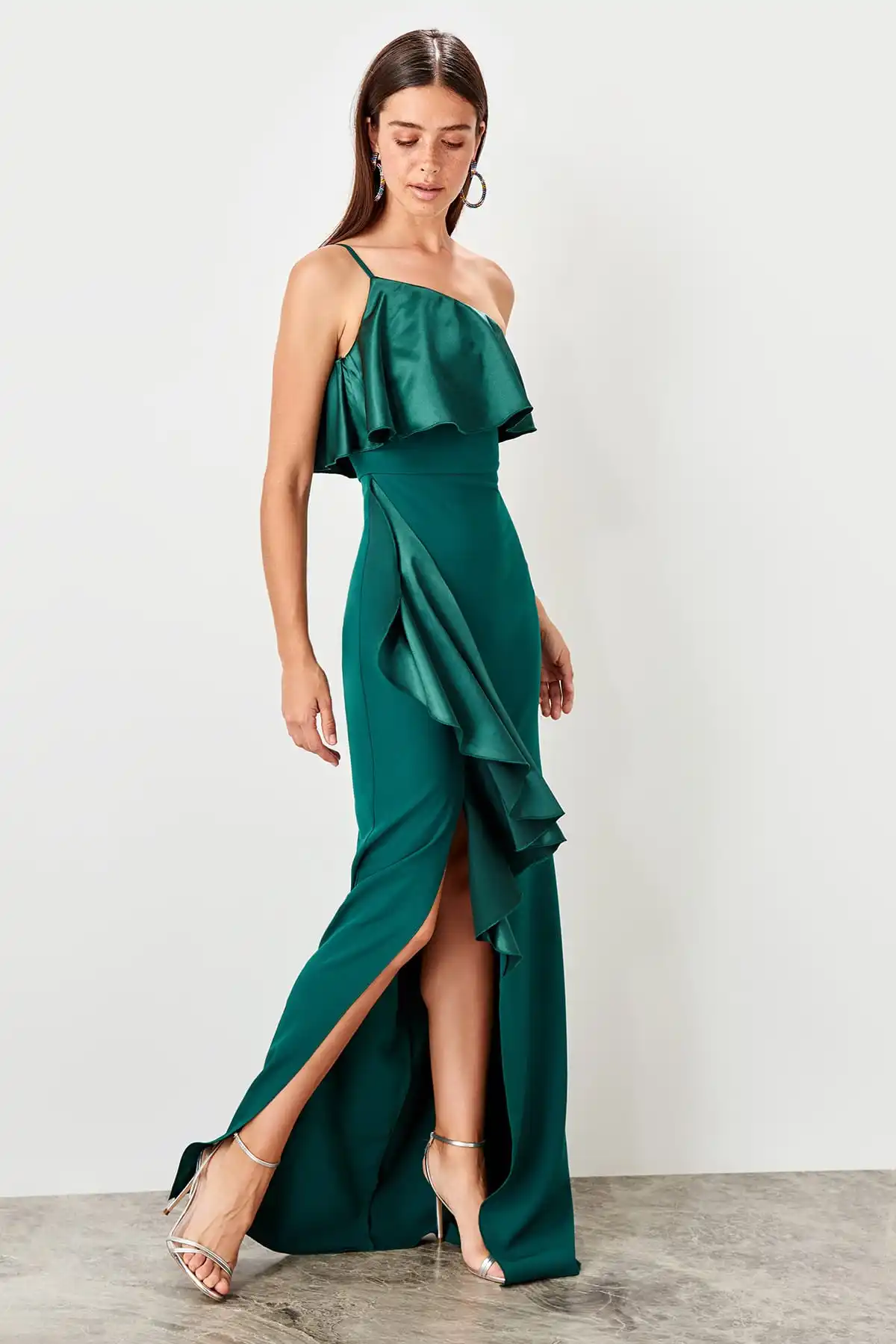 Trendyol маховик детальное вечернее платье TPRSS19UT0202 | Свадьбы и торжества